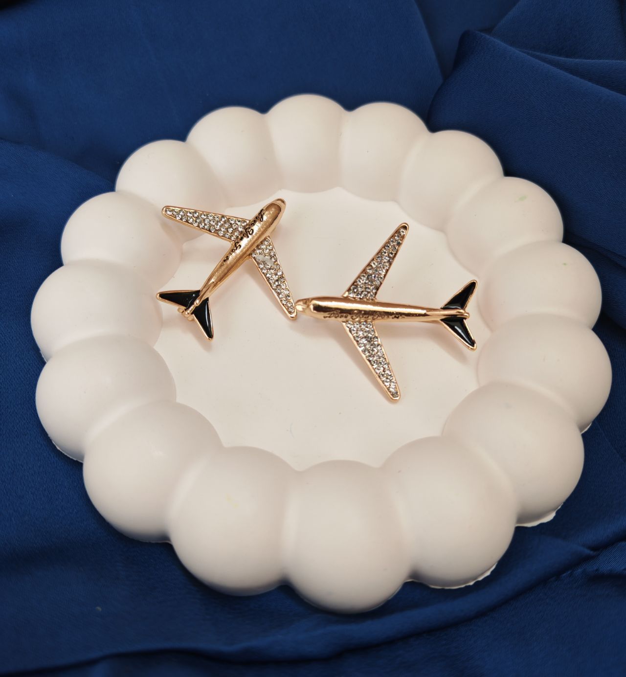 Брошка "Самолет" – стилен подарък за пилот